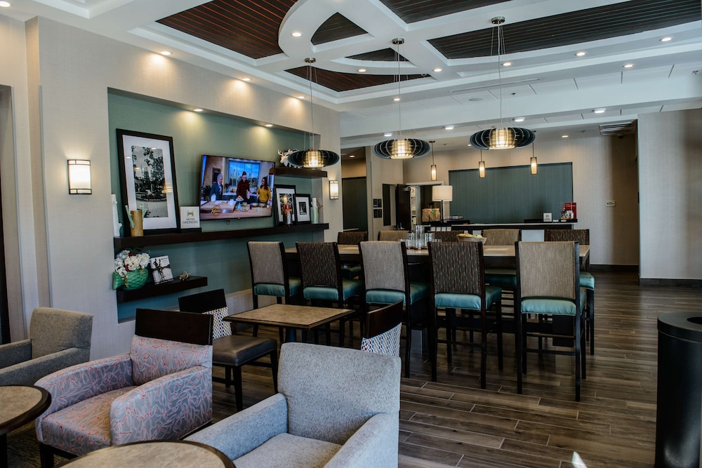 Hampton Inn Bainbridge - photo 32