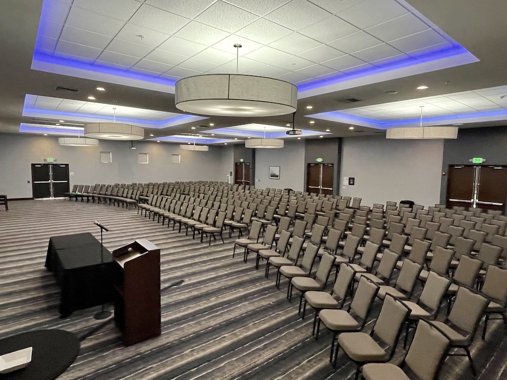 Holiday Inn Carlsbad by IHG - photo 72