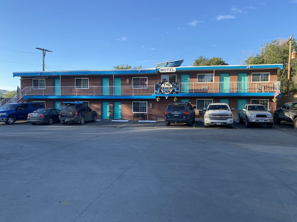 Two Rivers Inn - photo 30
