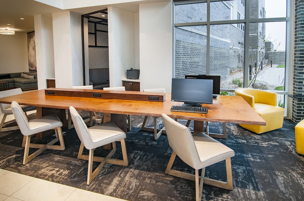 Hyatt Place Sioux Falls South - photo 19