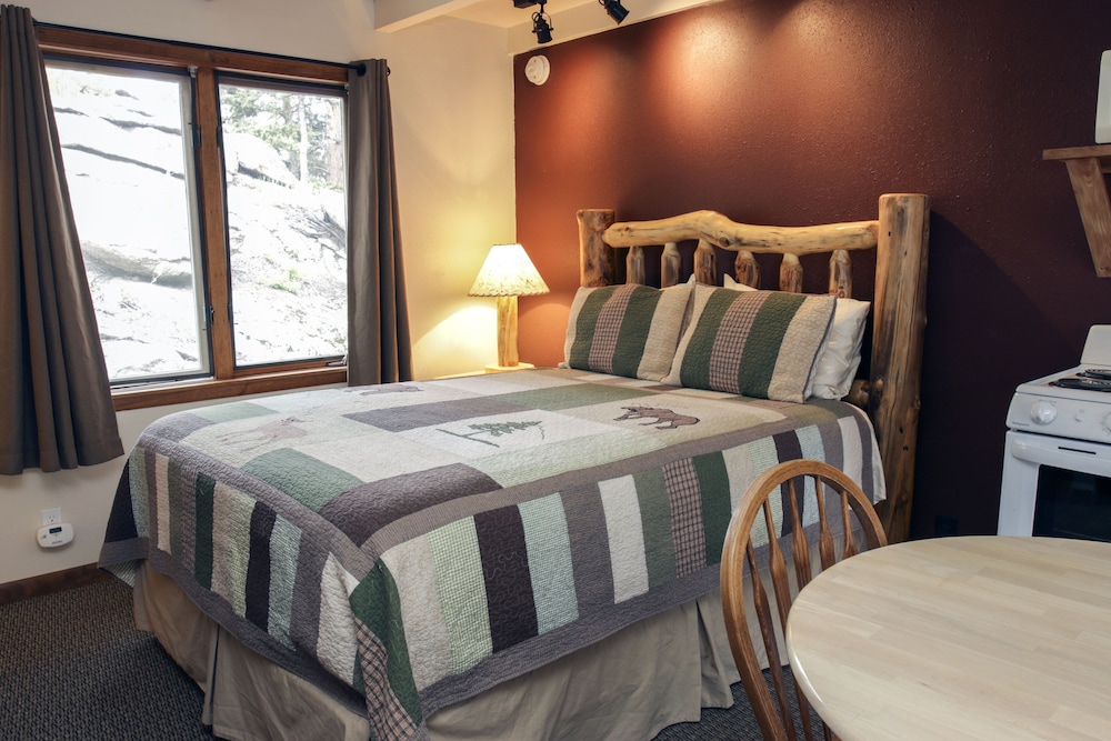 Sunnyside Knoll: 14 Studio - photo 2