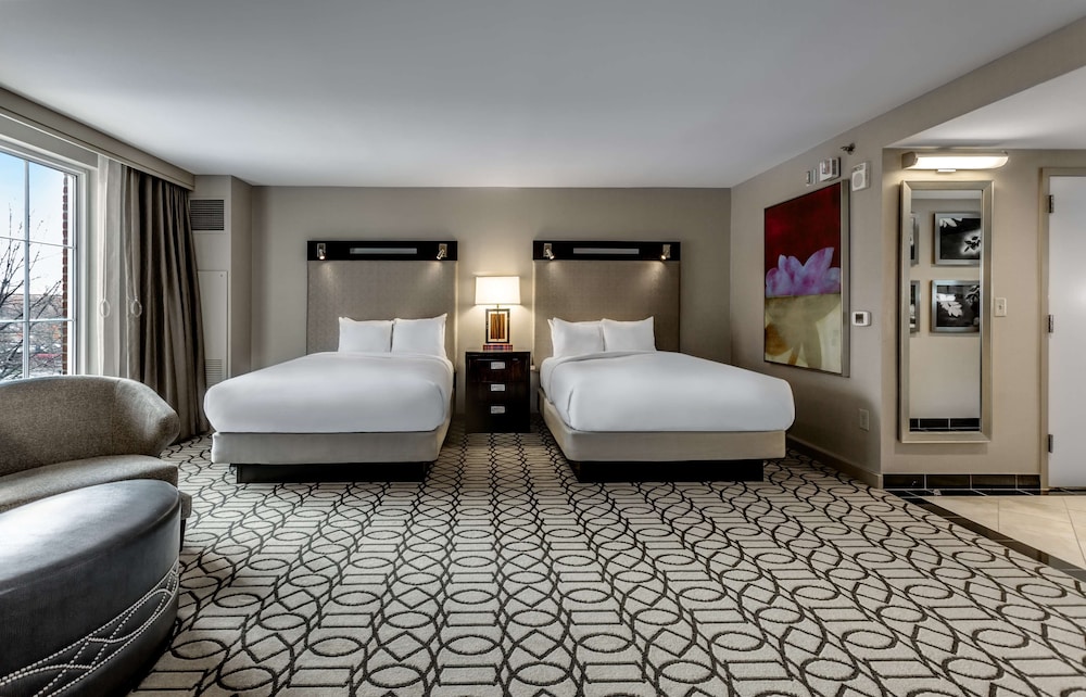 Hilton Columbus at Easton - photo 9
