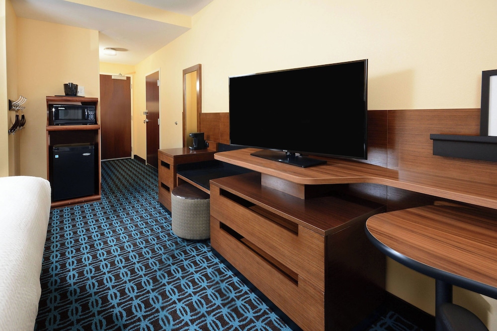 Fairfield Inn & Suites by Marriott Raleigh Capital Blvd. I 540 - photo 6