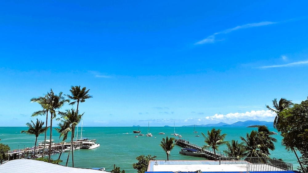 Rockstar Beach Apartments — 4-Star Luxury Hotel in Koh Samui, Thailand