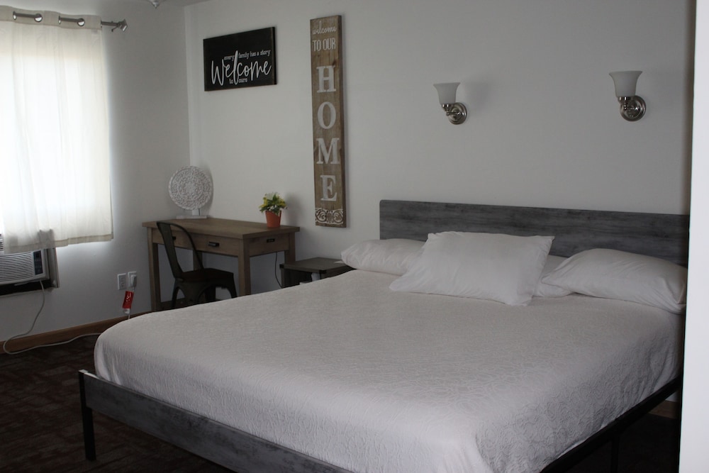 Rodeway Inn Whitehall - photo 24