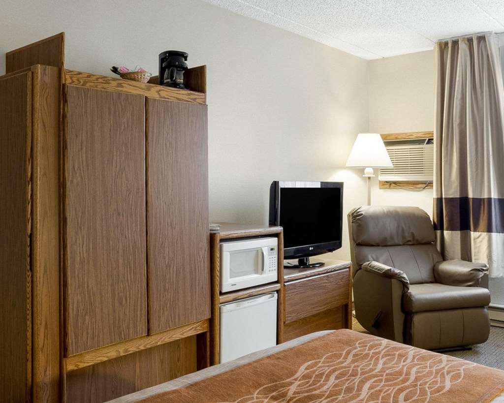 Quality Inn Bismarck I 94 - photo 12