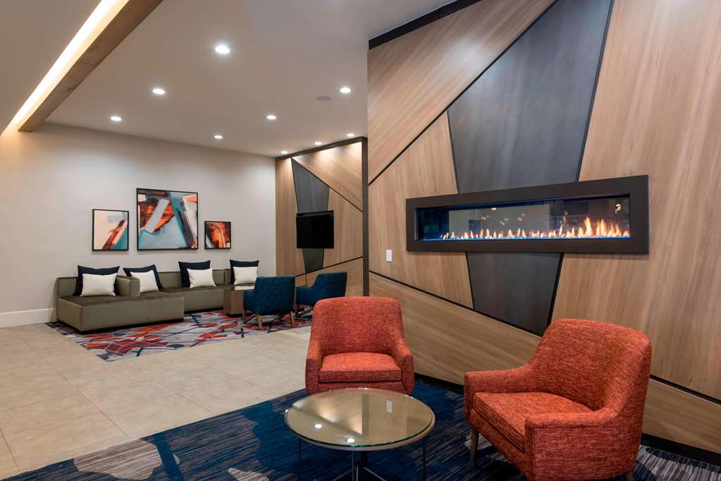 Sonesta Hotel Grand Rapids Airport - photo 4