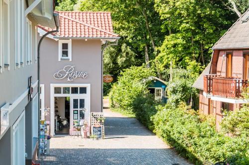 Strandquartier 31 Quartier 2 — 4-Star Luxury Hotel in Wustrow, Germany