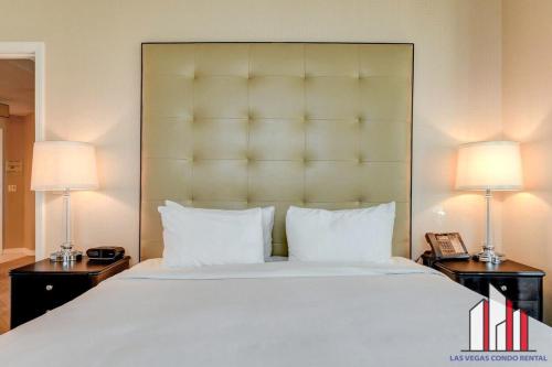 MGM Signature 16 702 1Br 2Ba Balcony Suite