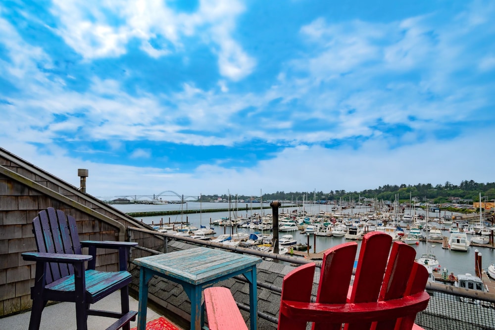Embarcadero Resort Hotel & Marina - photo 58