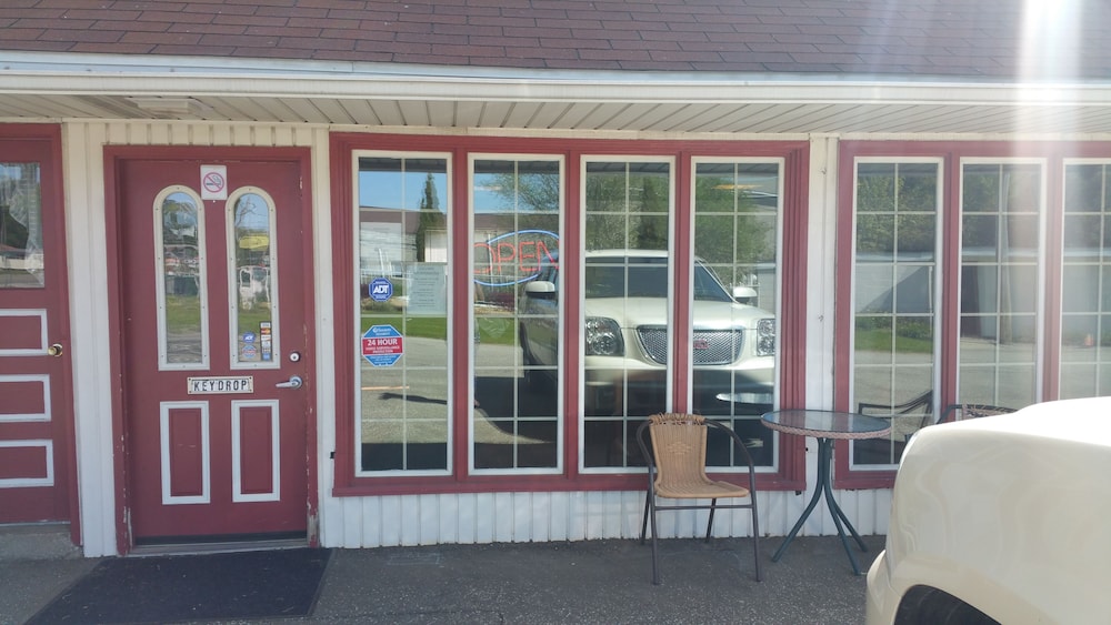 Steelhead Inn - photo 14