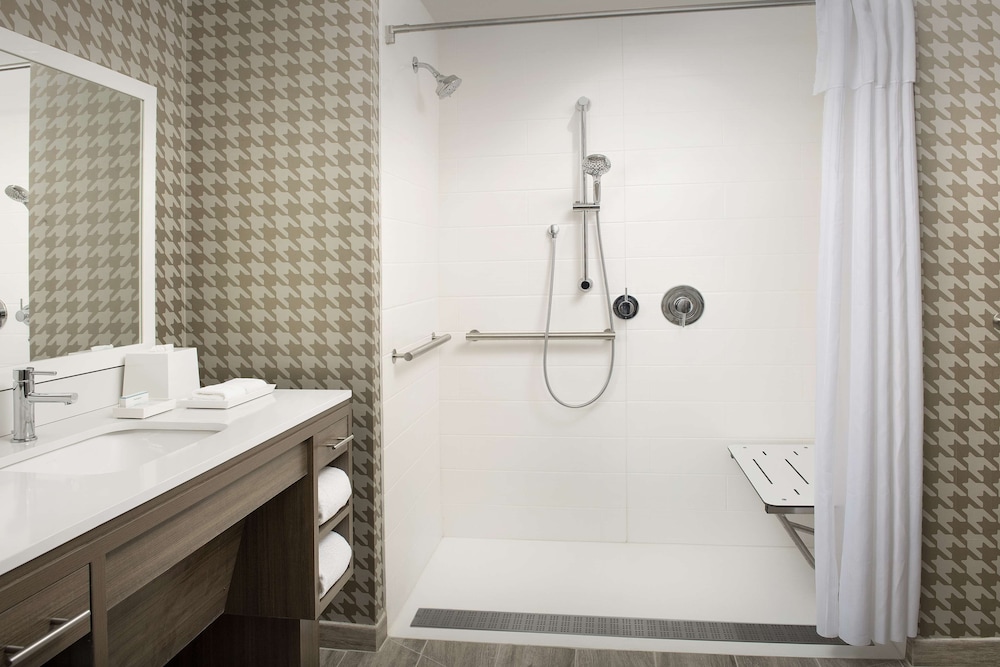 Home2 Suites by Hilton Fort Myers Airport - photo 19