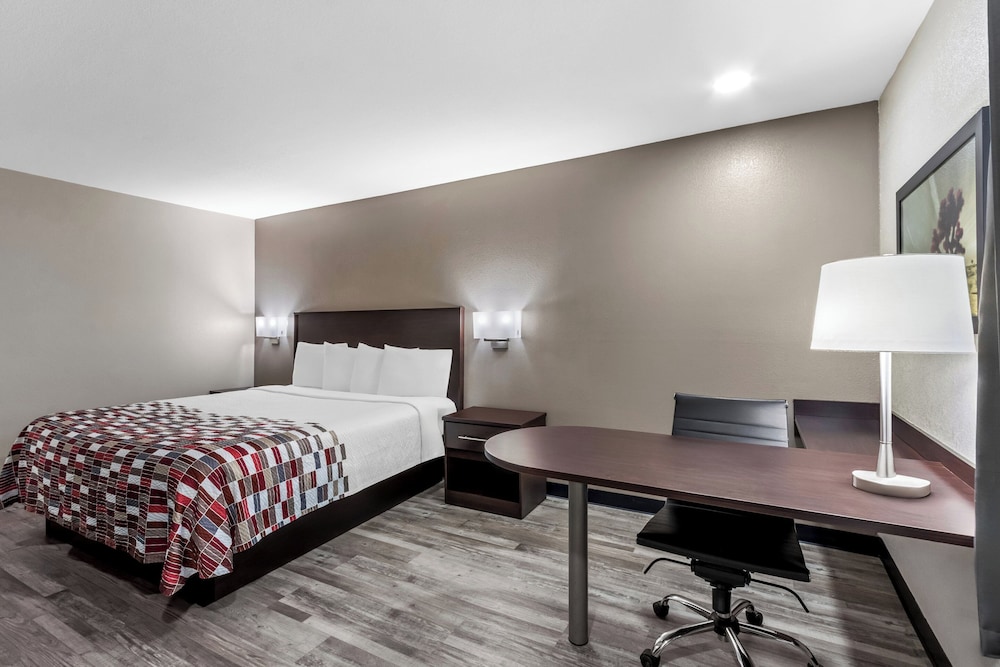 Red Roof Inn Phoenix North I 17 at Bell Rd - photo 16