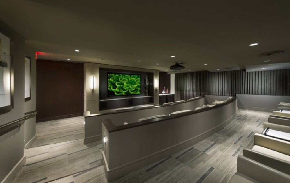Global Luxury Suites at Cambridge Park - photo 11