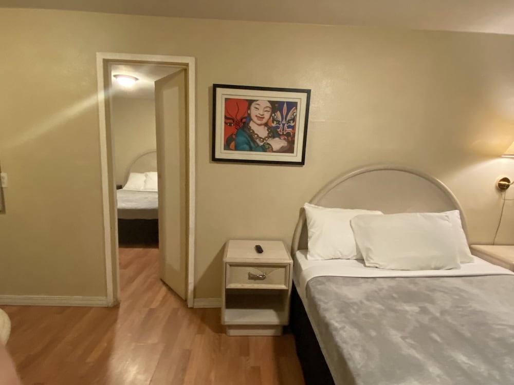 Sunland Inn of Ephrata - photo 9