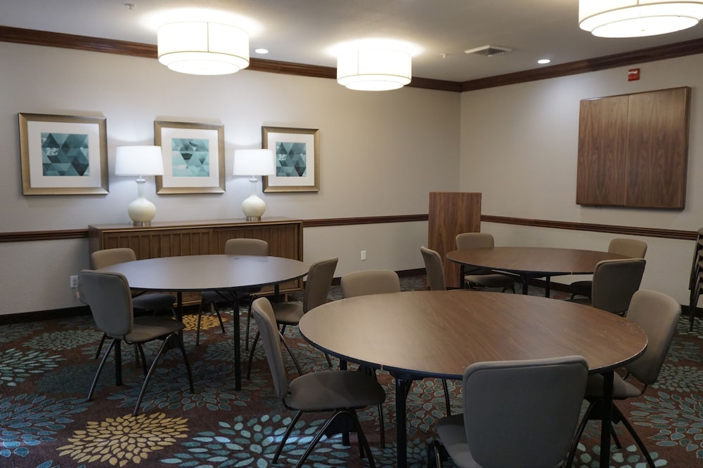 Staybridge Suites Columbia by IHG - photo 56