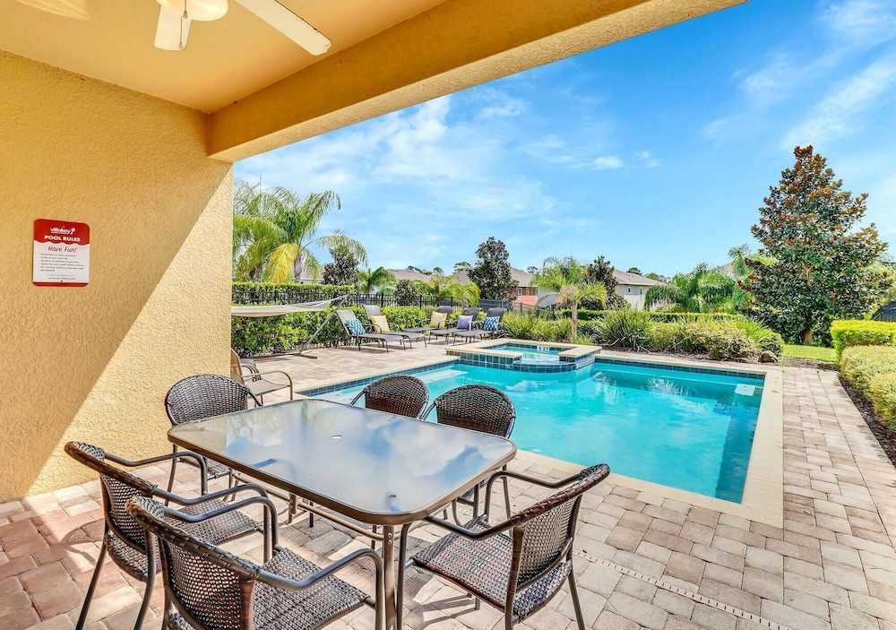 Fun and Stylish Family Villa in Encore Resort - featured photo