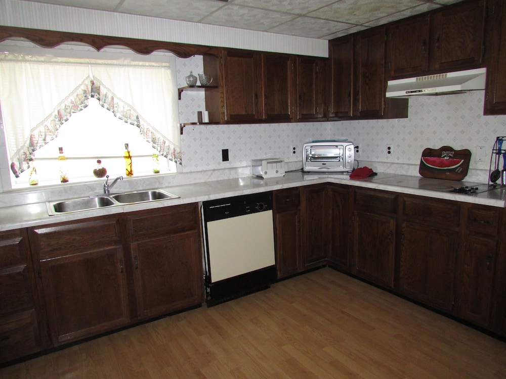 The Cottage Resort - photo 17