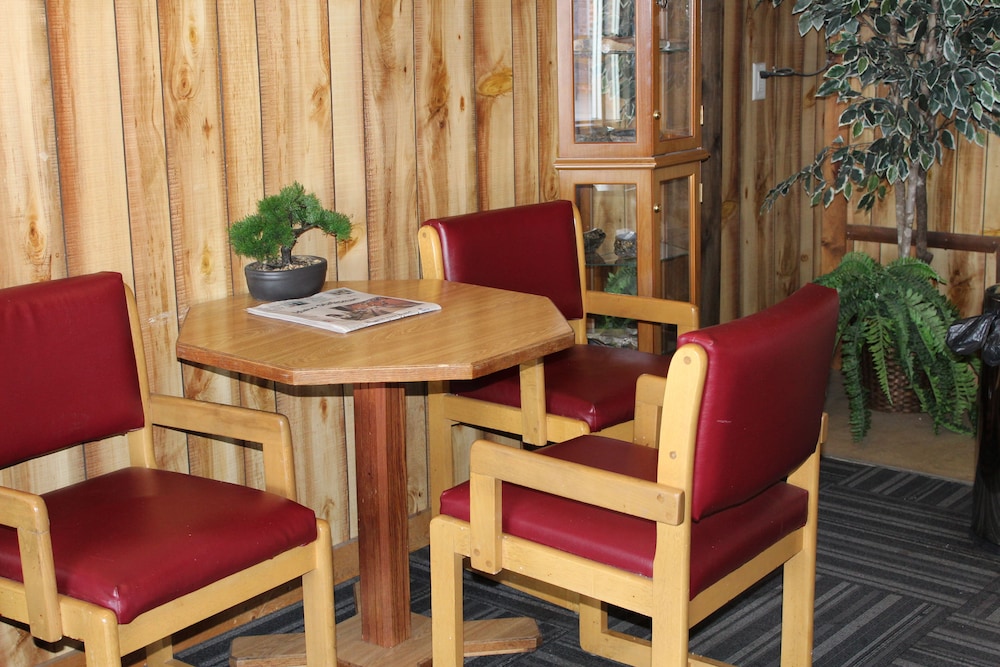 Ontario Inn - photo 2