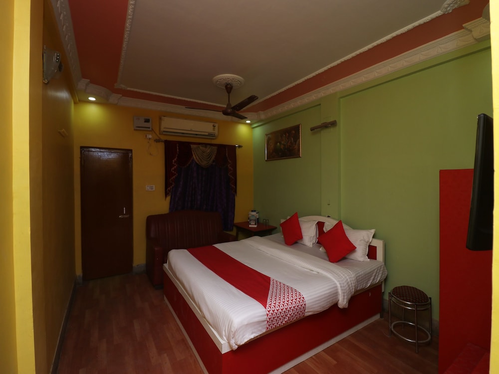OYO 27996 Hotel Green Park in Digha, India