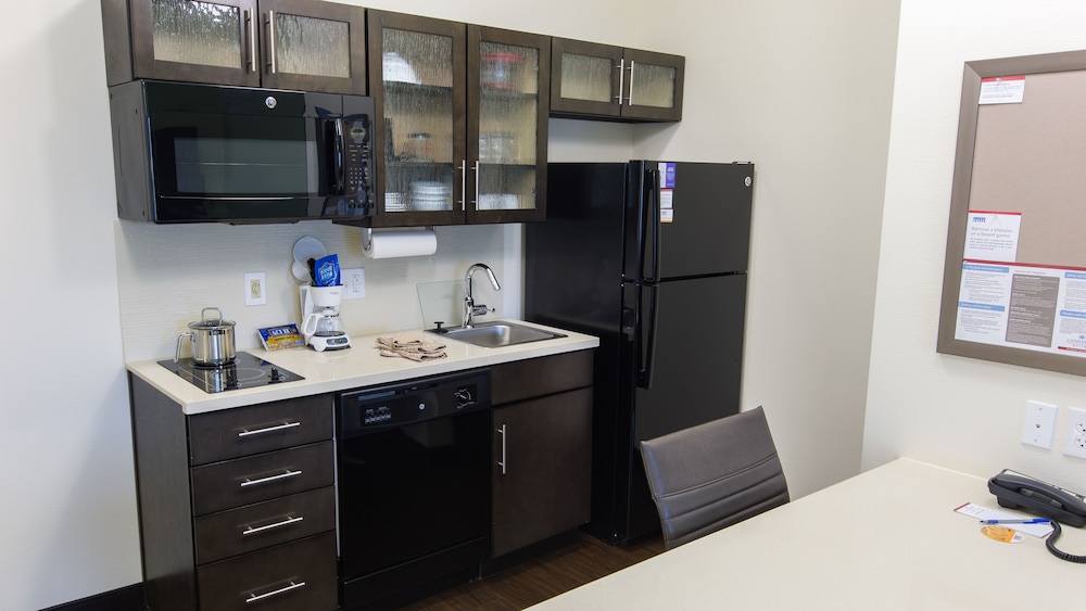 Candlewood Suites : Overland Park W 135th St by IHG - photo 27