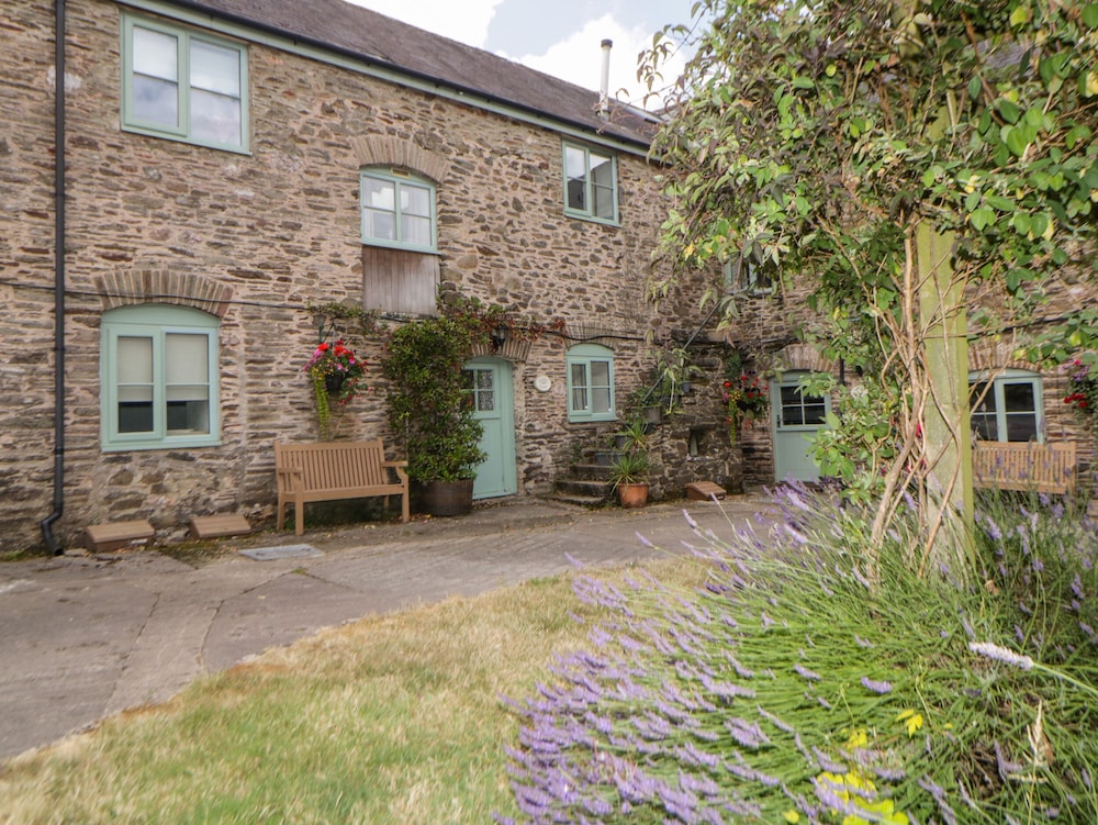 Blackberry Cottage — 4-Star Luxury Hotel in Kingsbridge, United Kingdom