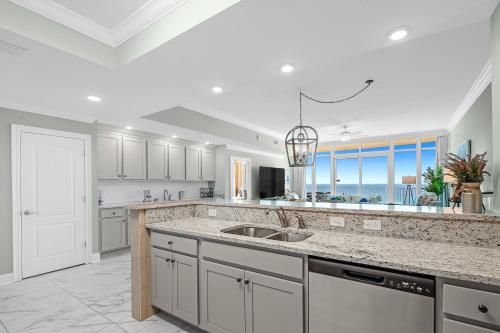 Phoenix Gulf Towers 2207 condo - photo 17