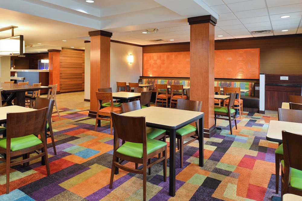 Fairfield Inn & Suites by Marriott Cleveland Avon - photo 25