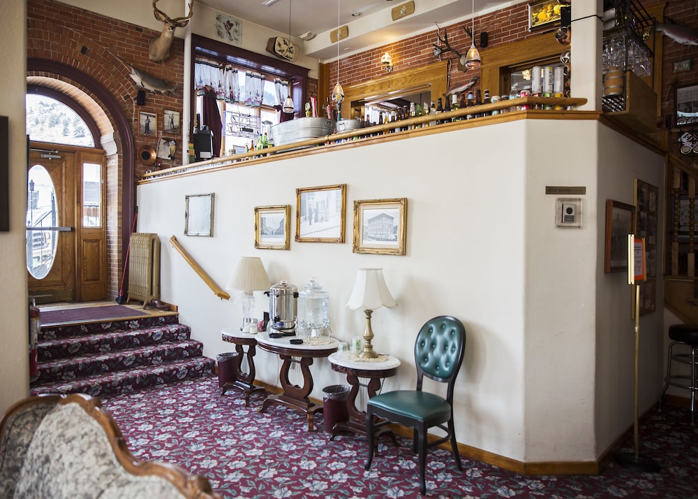 Victor Hotel - photo 8