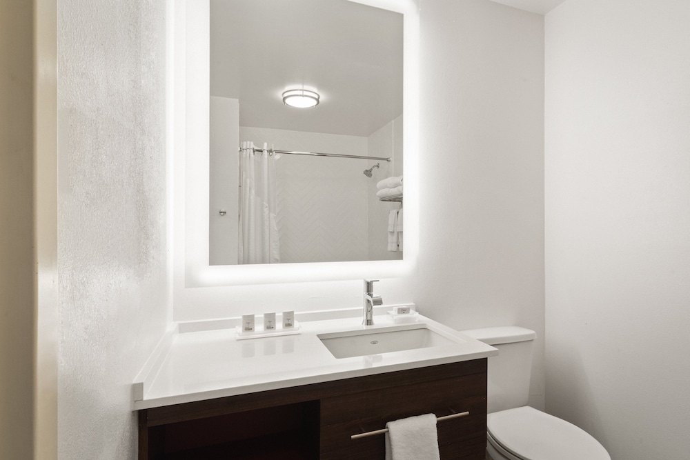 Holiday Inn & Suites Bothell by IHG - photo 28