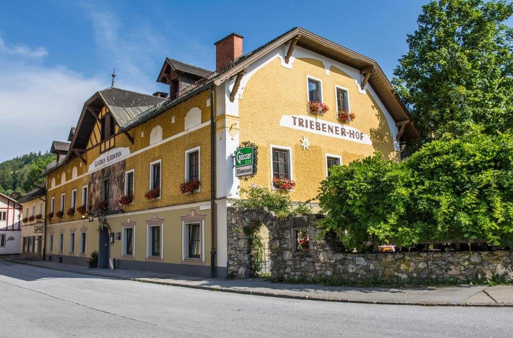 Triebenerhof - carbon neutral hotel in Trieben