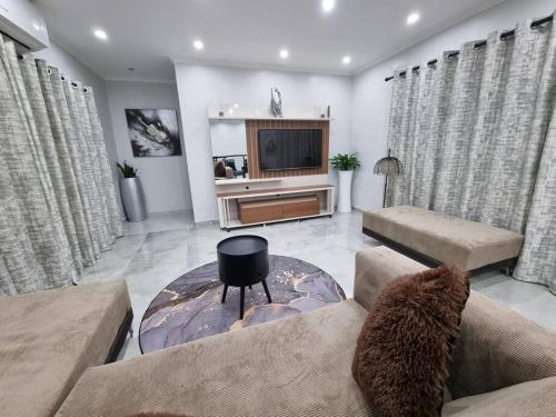 Luxury Secured Apartment — 4-Star Luxury Hotel in Centurion, South Africa