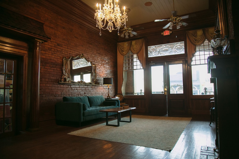 The Grand Hotel - photo 8