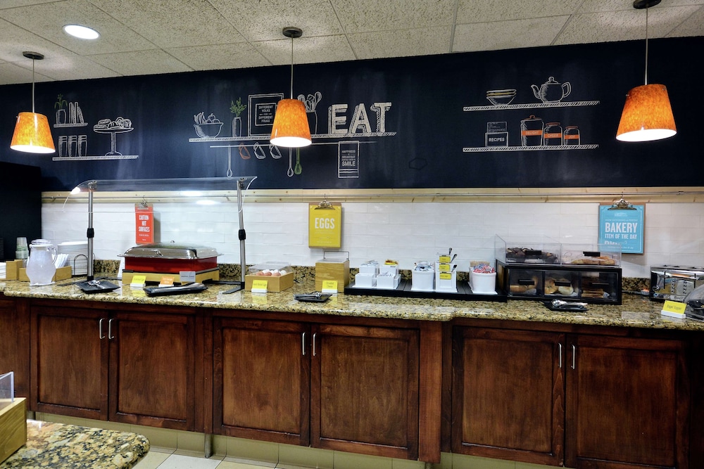 Hampton Inn Raleigh Town Of Wake Forest - photo 41