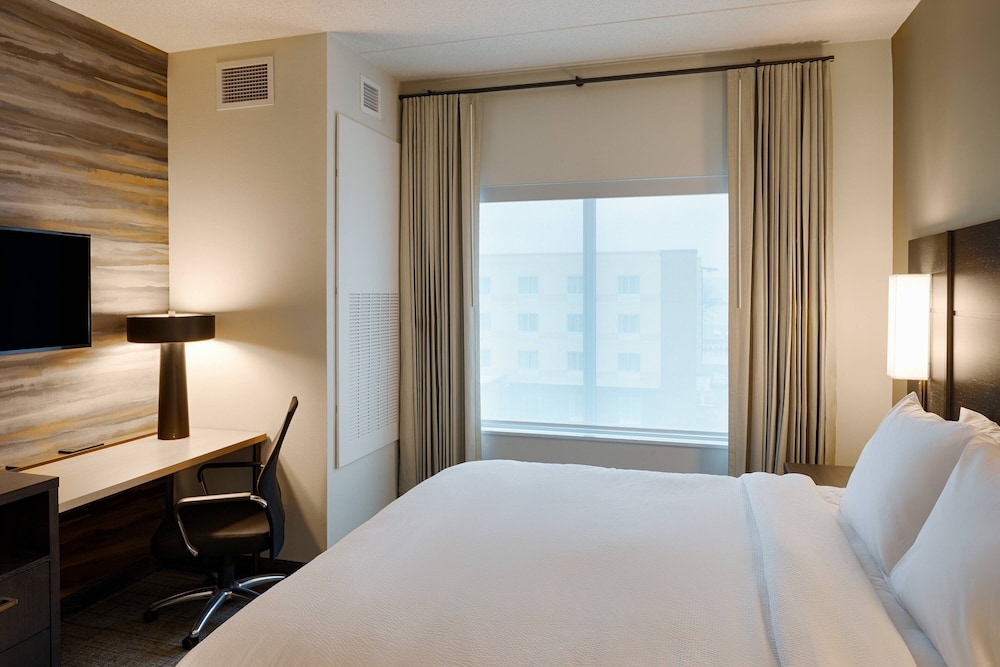 Residence Inn by Marriott Columbus Airport - photo 10