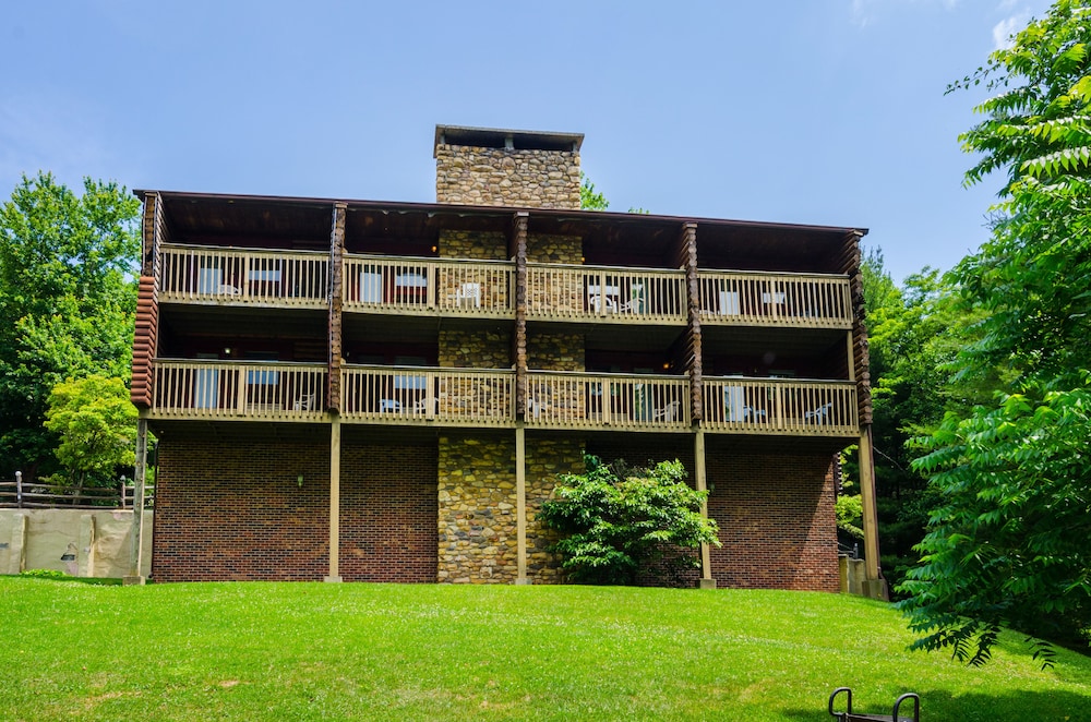 Highland Hills Motel and Cabins A Master Hosts Resort - photo 15