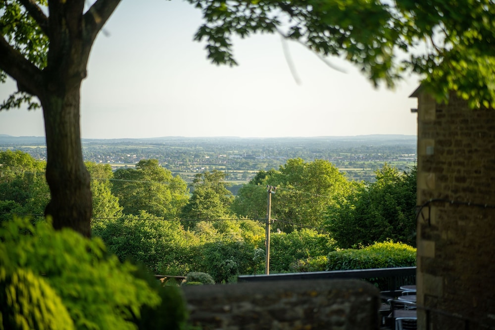 Rising Sun Pub Restaurant and Room — hotel in Lacock