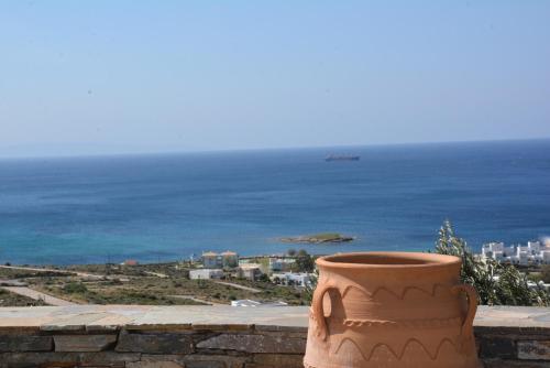 Melissandras View House — 4-Star Luxury Hotel in Karystos, Greece