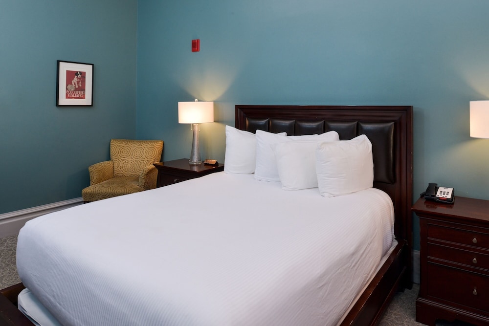 Montvale Hotel - photo 63