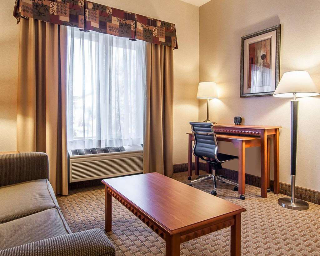 Comfort Suites Redmond Airport - photo 54