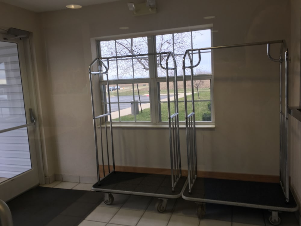 Microtel Inn by Wyndham Champaign - photo 2