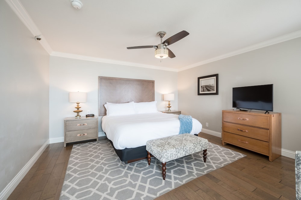 456 Embarcadero Inn & Suites - photo 21