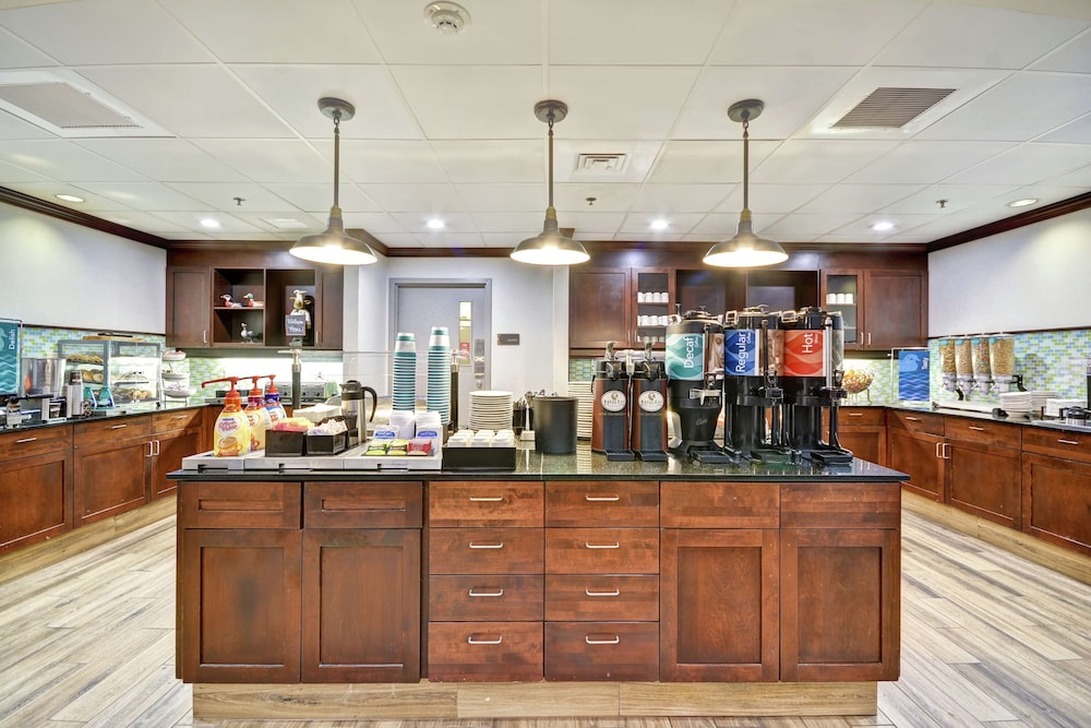 Homewood Suites by Hilton Palm Desert - photo 31