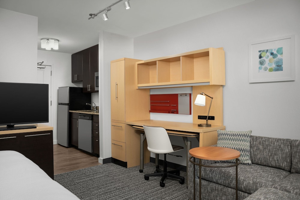 TownePlace Suites by Marriott Gainesville Northwest - photo 11