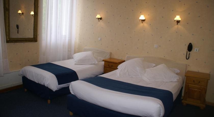 Hôtel Céleste in Bagneres-De-Luchon, France