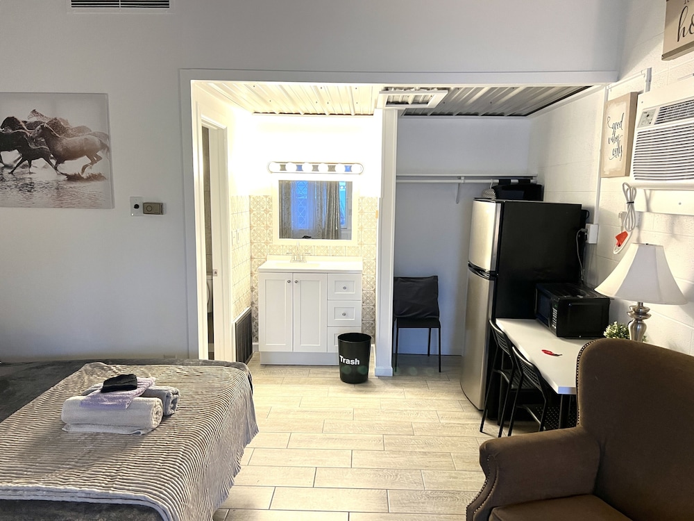 Sussex Motel - photo 15