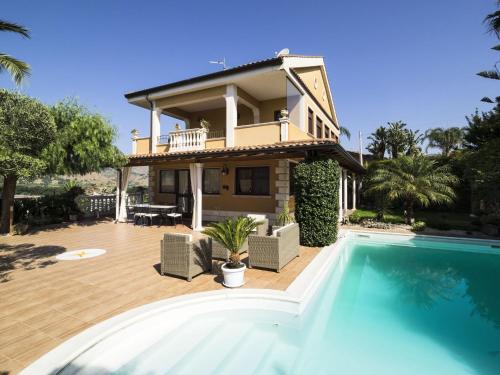 Villa Ambra — 4-Star Luxury Hotel in Taormina, Italy
