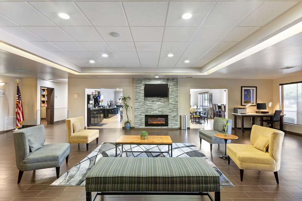 Best Western Plus Surprise Phoenix NW - photo 2