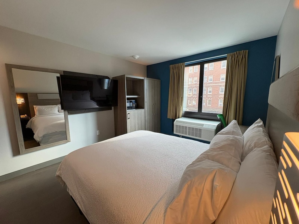 Holiday Inn Express & Suites Bronx NYC an IHG Hotel - photo 9