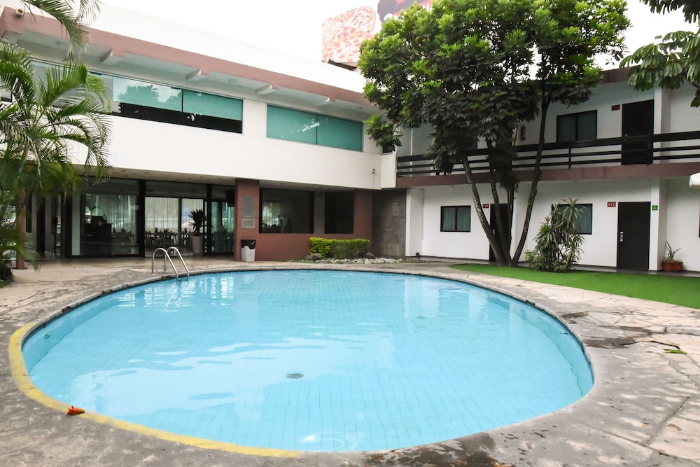 Hotel Expo Plaza Business and Family Guadalajara — hotel in Guadalajara